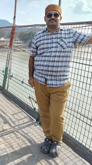 Mr. Vaibhav Dwivedi